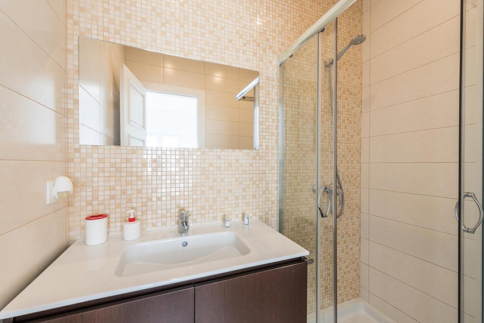 Guestready - Spacious Modern Stay In Porto Vila Nova de Gaia Buitenkant foto