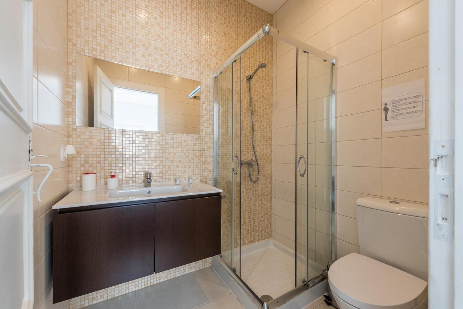 Guestready - Spacious Modern Stay In Porto Vila Nova de Gaia Buitenkant foto
