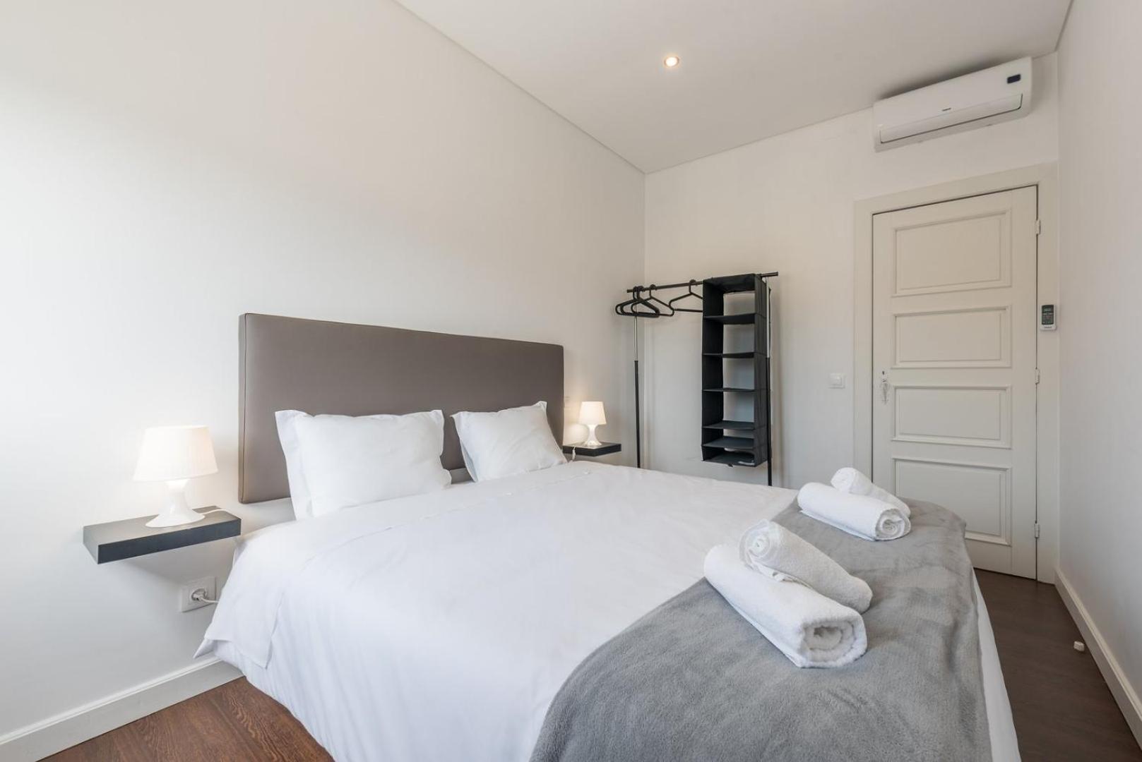 Guestready - Spacious Modern Stay In Porto Vila Nova de Gaia Buitenkant foto