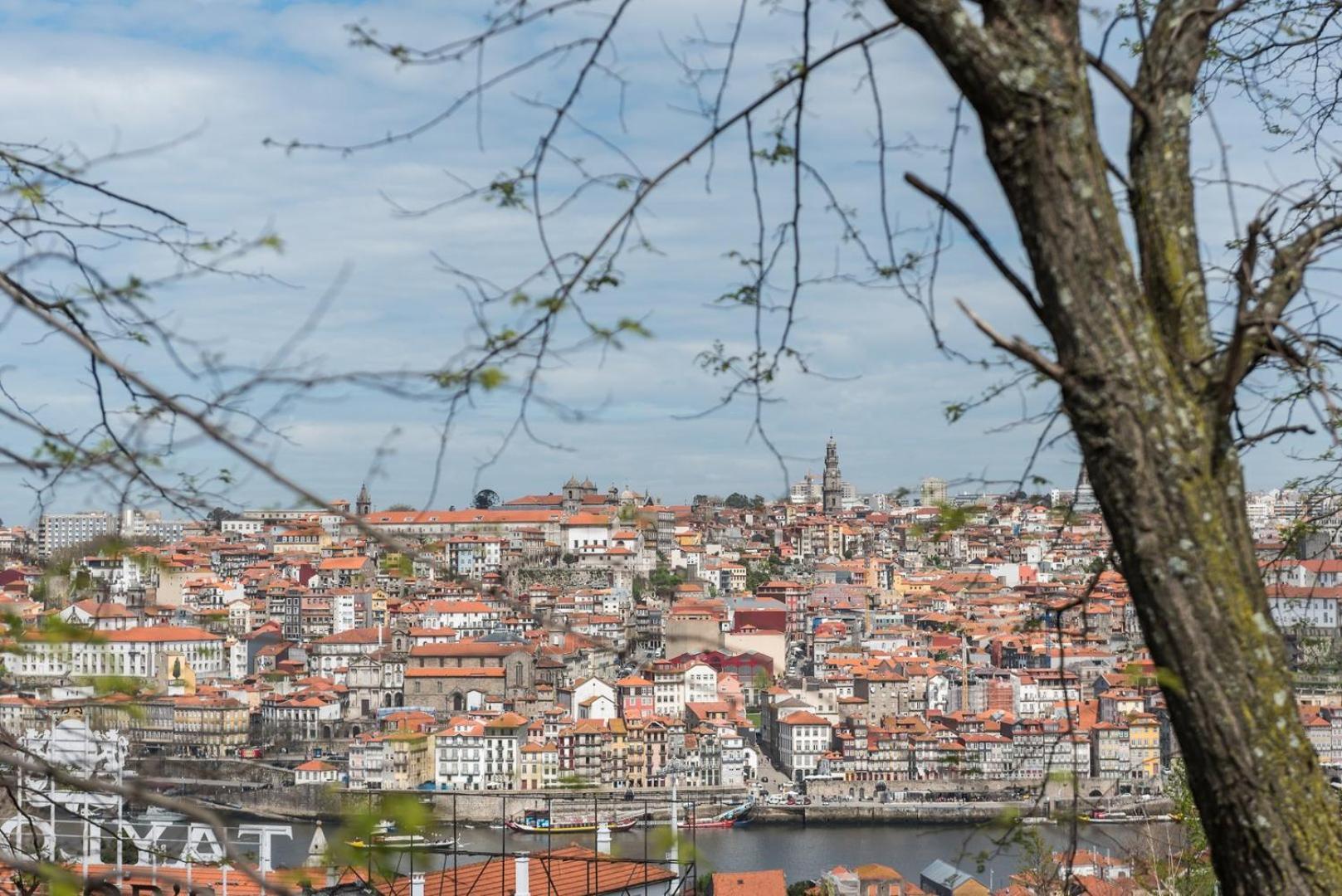 Guestready - Spacious Modern Stay In Porto Vila Nova de Gaia Buitenkant foto